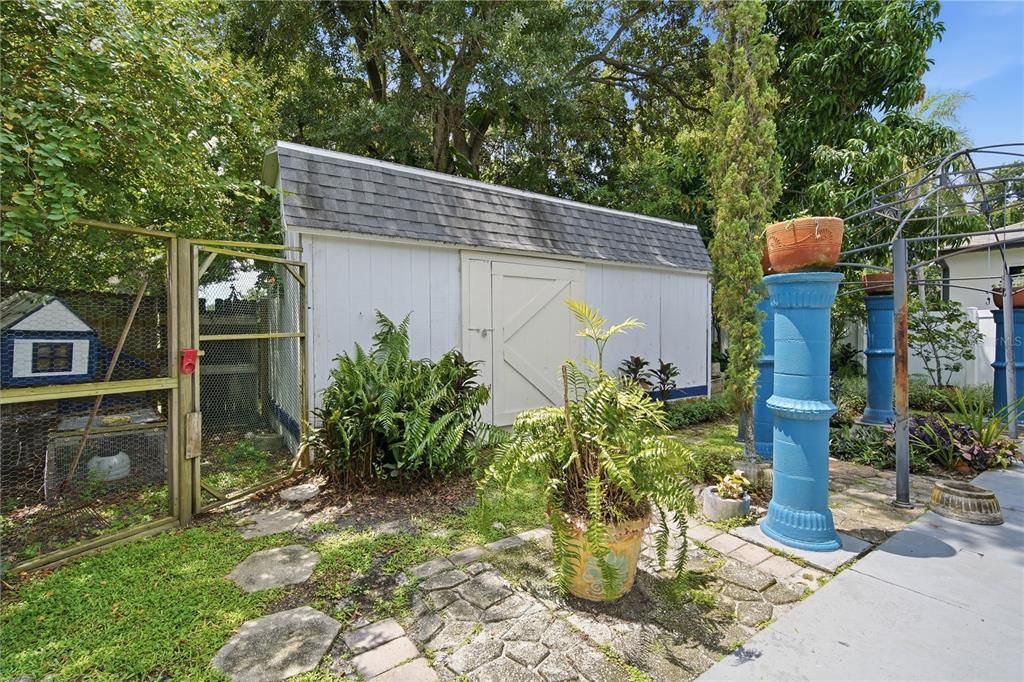 For Rent: $2,199 (3 beds, 1 baths, 1119 Square Feet)