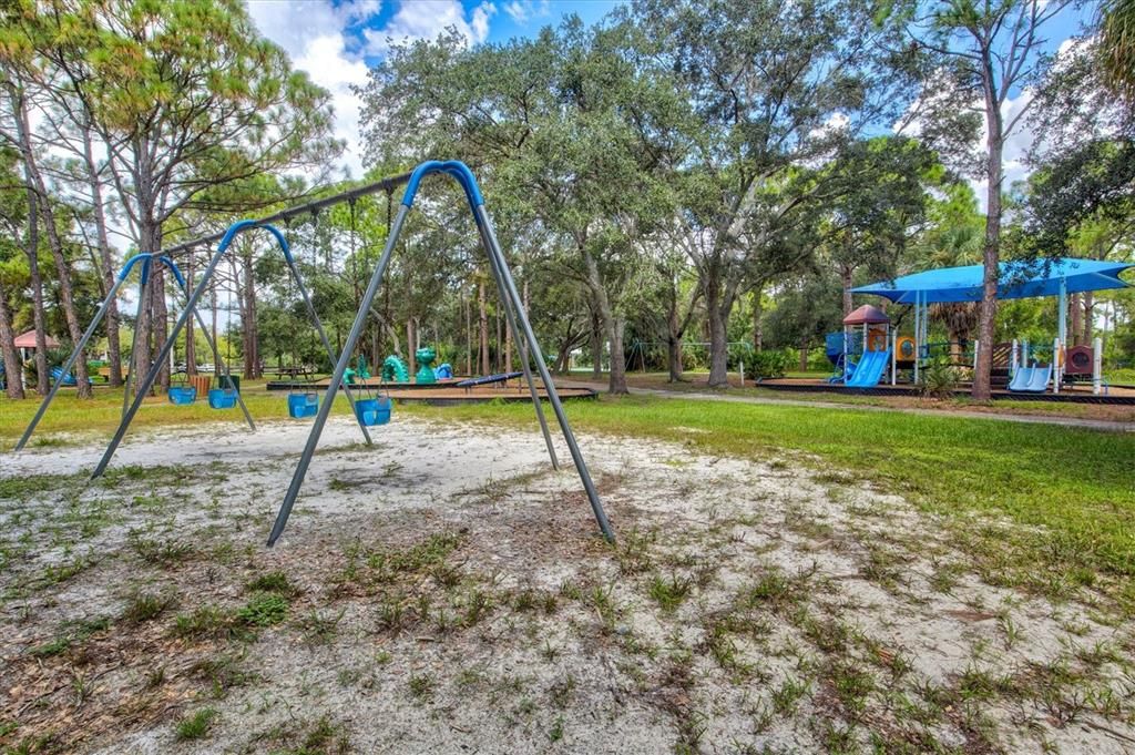 For Sale: $600,000 (4 beds, 2 baths, 2171 Square Feet)