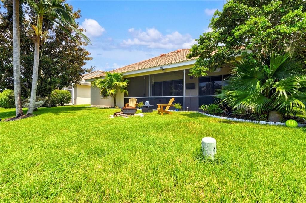 For Sale: $600,000 (4 beds, 2 baths, 2171 Square Feet)