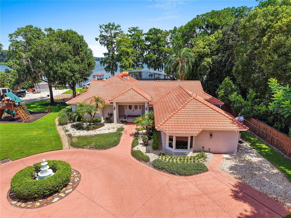 For Sale: $3,750,000 (4 beds, 3 baths, 3377 Square Feet)