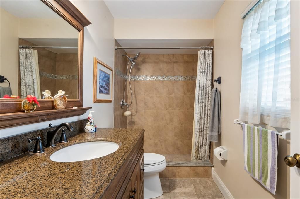 For Sale: $324,900 (2 beds, 2 baths, 1680 Square Feet)