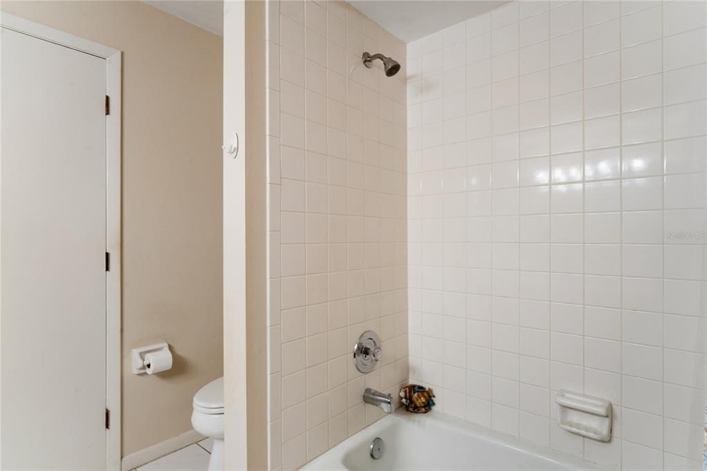 For Sale: $324,900 (2 beds, 2 baths, 1680 Square Feet)