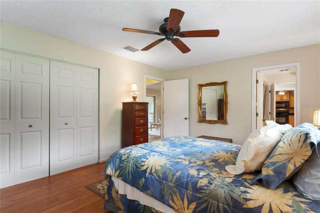 For Sale: $324,900 (2 beds, 2 baths, 1680 Square Feet)