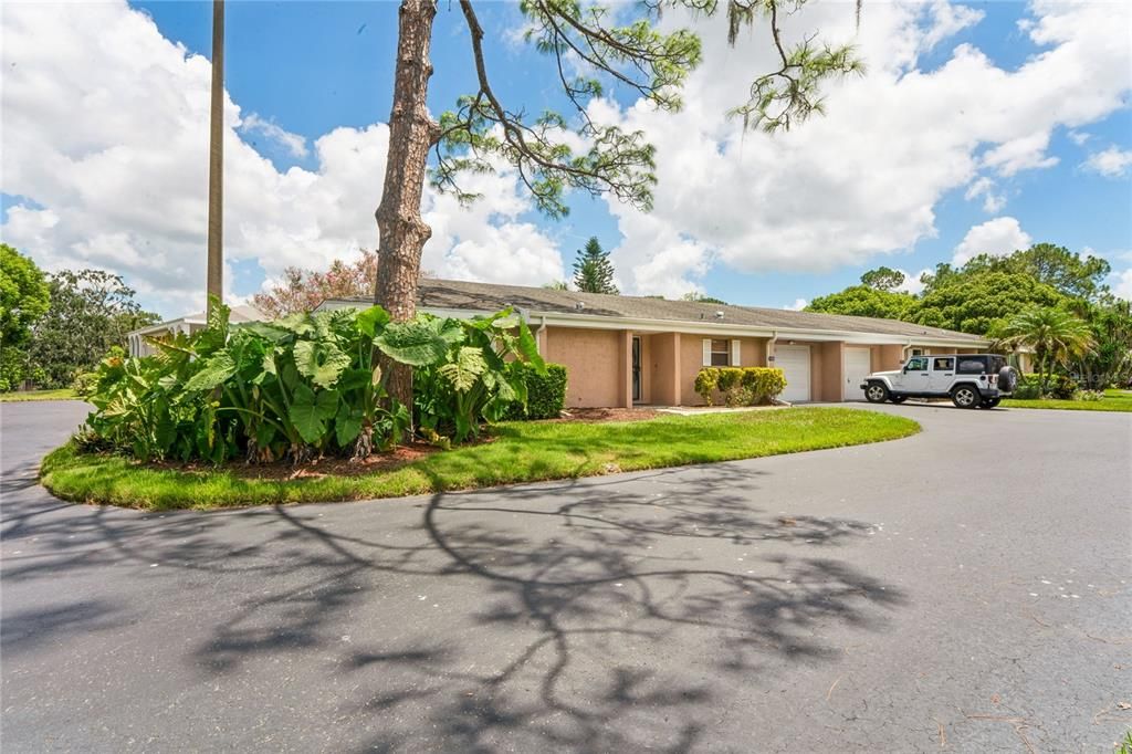 For Sale: $324,900 (2 beds, 2 baths, 1680 Square Feet)