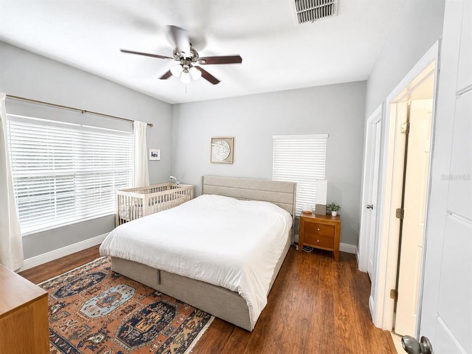 For Rent: $3,000 (4 beds, 2 baths, 1408 Square Feet)
