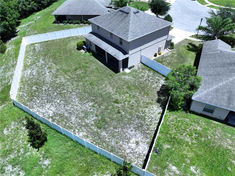 En Venta: $396,900 (4 camas, 2 baños, 2441 Pies cuadrados)