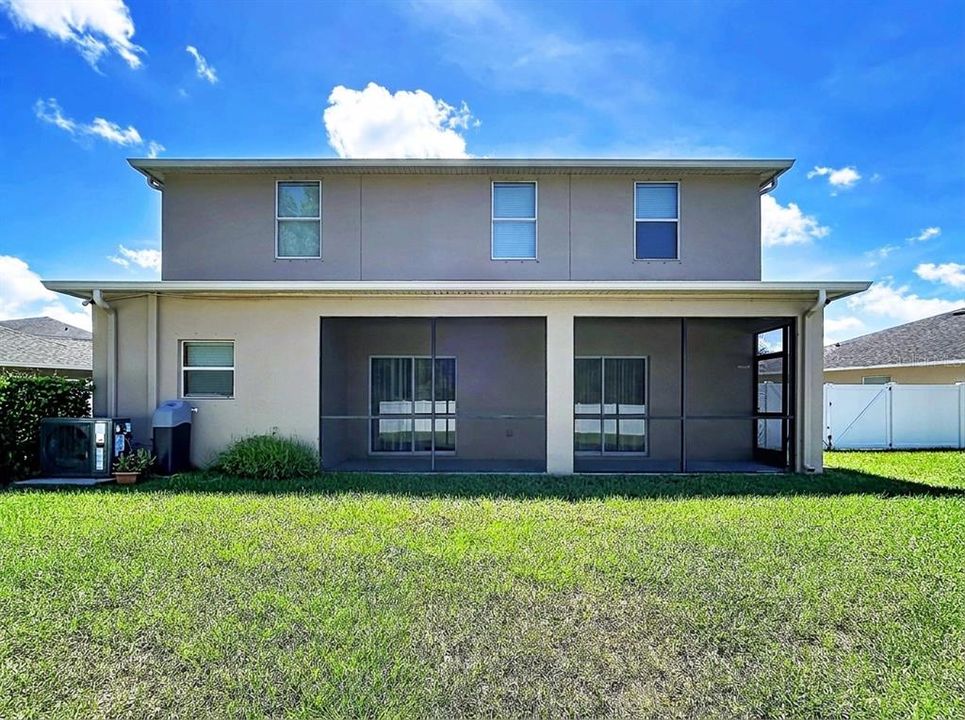 En Venta: $396,900 (4 camas, 2 baños, 2441 Pies cuadrados)