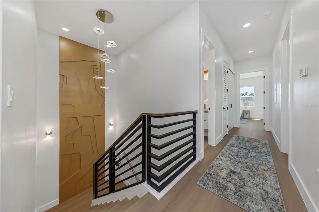 En Venta: $995,000 (4 camas, 3 baños, 2708 Pies cuadrados)