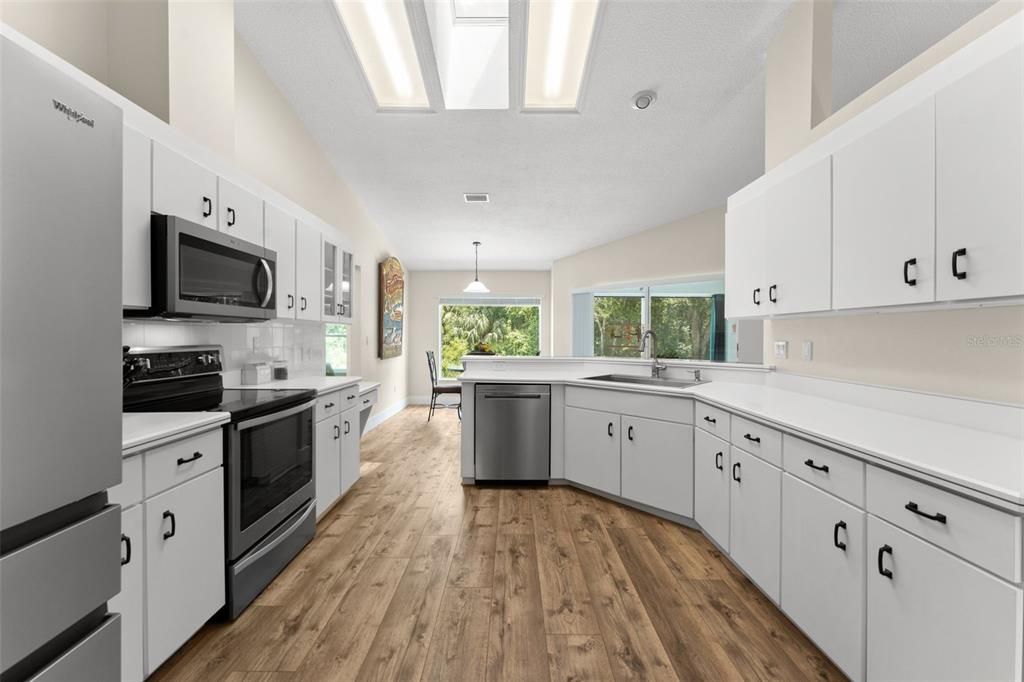 For Sale: $545,000 (3 beds, 2 baths, 2008 Square Feet)