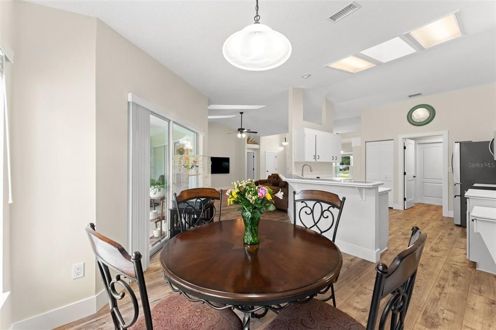 For Sale: $545,000 (3 beds, 2 baths, 2008 Square Feet)