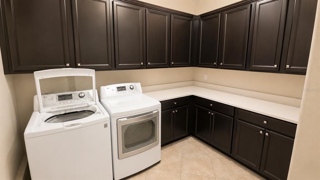 For Rent: $8,500 (3 beds, 3 baths, 2270 Square Feet)