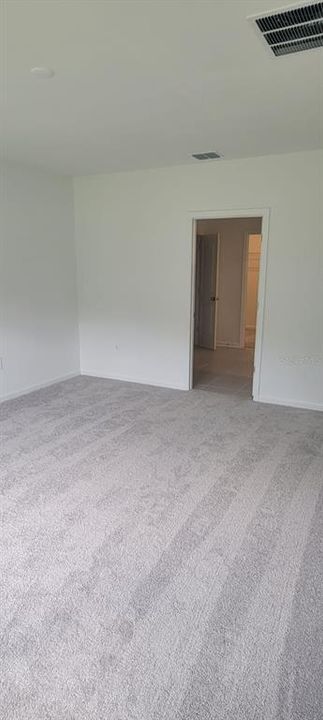 Под контрактом: $2,600 (4 спален, 2 ванн, 1936 Квадратных фут)