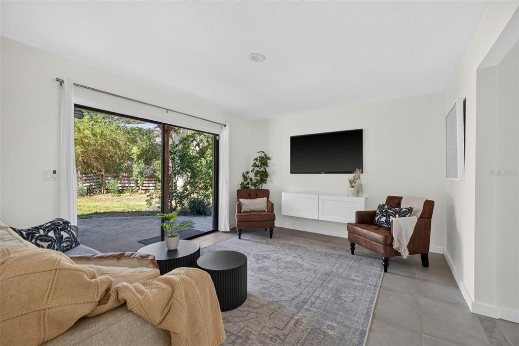 En Venta: $798,000 (4 camas, 3 baños, 2088 Pies cuadrados)