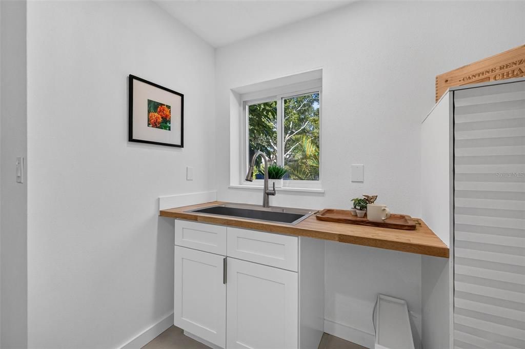 En Venta: $798,000 (4 camas, 3 baños, 2088 Pies cuadrados)