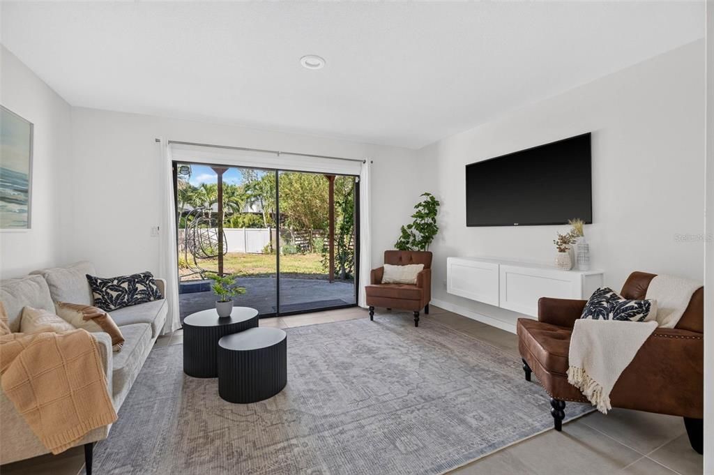 En Venta: $798,000 (4 camas, 3 baños, 2088 Pies cuadrados)