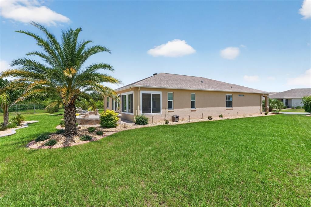 For Sale: $388,000 (3 beds, 2 baths, 1959 Square Feet)