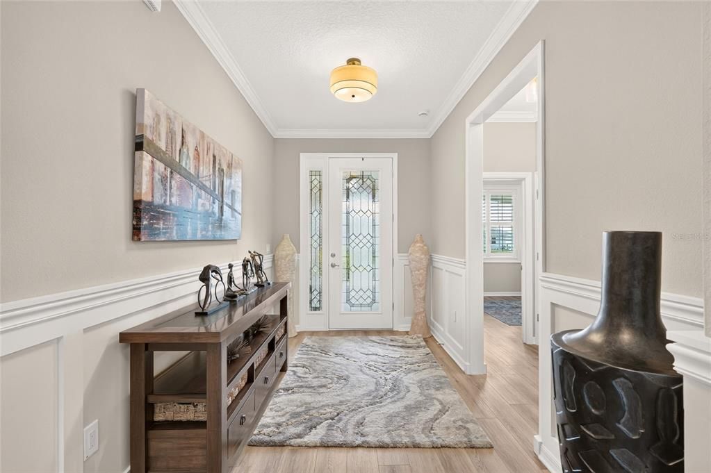 For Sale: $388,000 (3 beds, 2 baths, 1959 Square Feet)