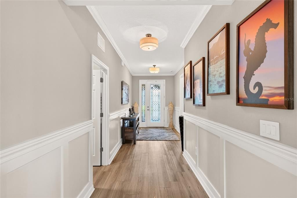 For Sale: $388,000 (3 beds, 2 baths, 1959 Square Feet)