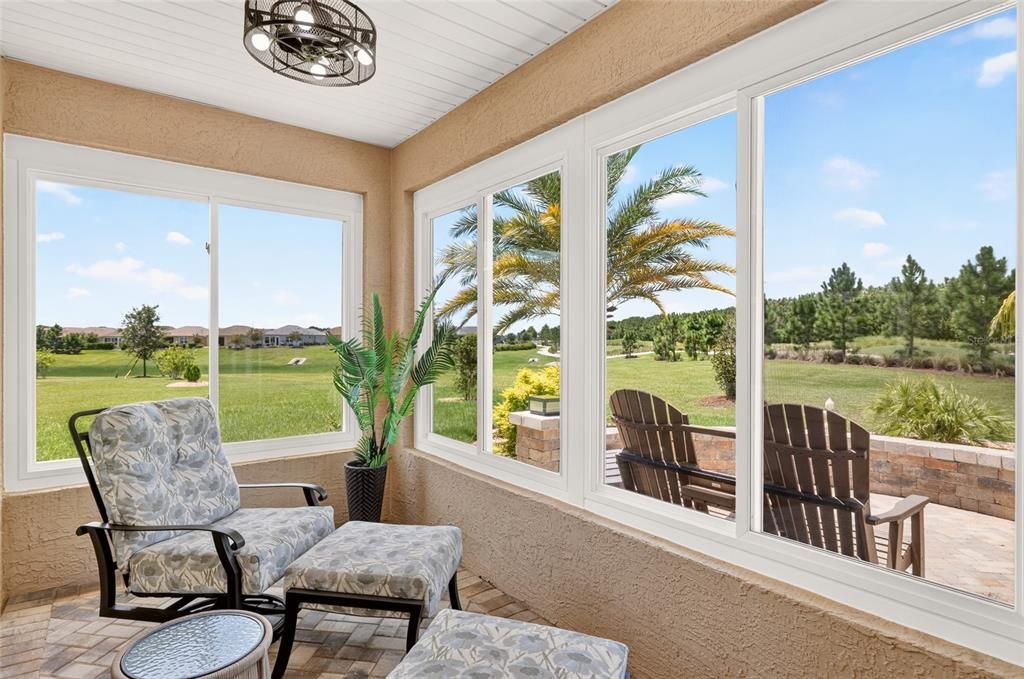 For Sale: $388,000 (3 beds, 2 baths, 1959 Square Feet)