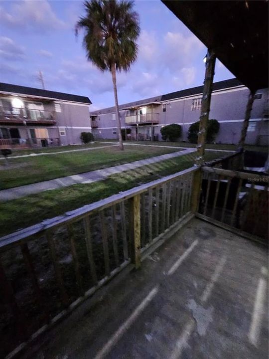 For Rent: $1,200 (1 beds, 1 baths, 780 Square Feet)