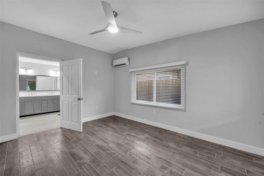 For Rent: $3,400 (4 beds, 3 baths, 1430 Square Feet)