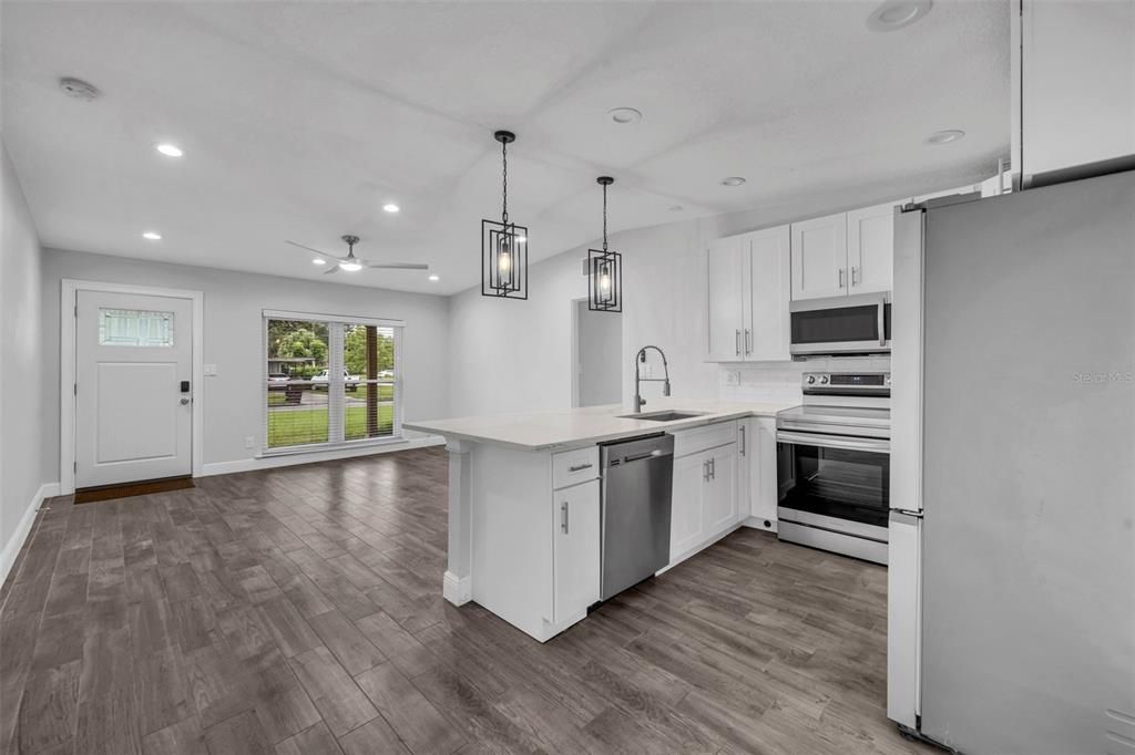 For Rent: $3,400 (4 beds, 3 baths, 1430 Square Feet)