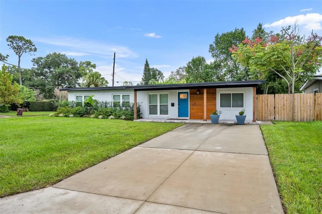 For Rent: $3,400 (4 beds, 3 baths, 1430 Square Feet)