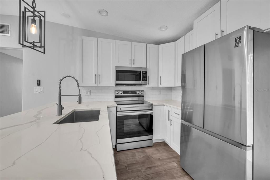 For Rent: $3,400 (4 beds, 3 baths, 1430 Square Feet)