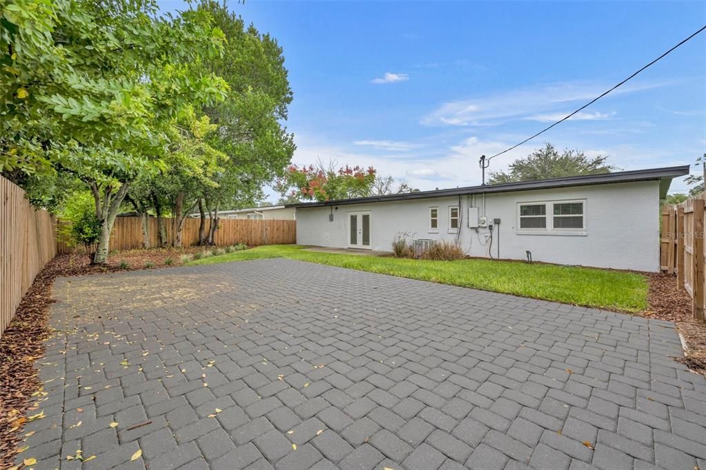 For Rent: $3,400 (4 beds, 3 baths, 1430 Square Feet)