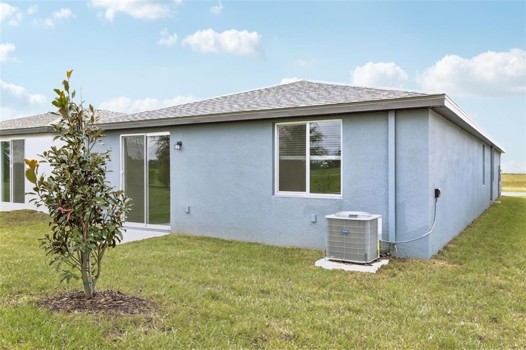 Active With Contract: $294,890 (4 beds, 2 baths, 1687 Square Feet)
