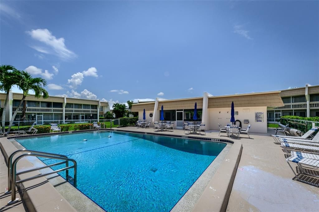For Rent: $1,650 (2 beds, 2 baths, 1114 Square Feet)