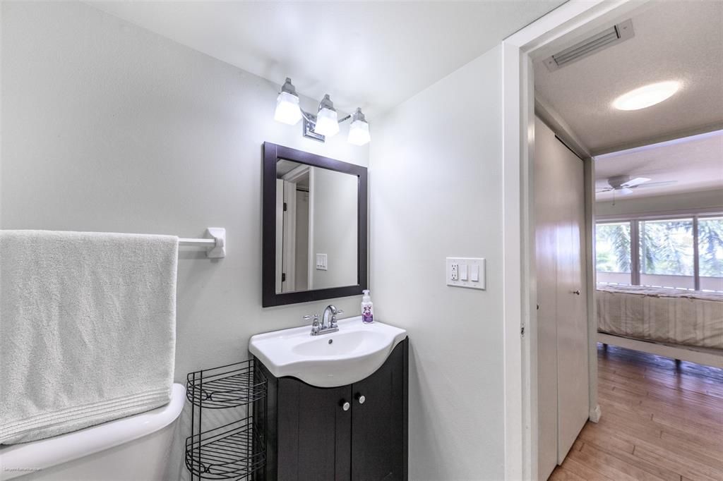 For Rent: $1,650 (2 beds, 2 baths, 1114 Square Feet)