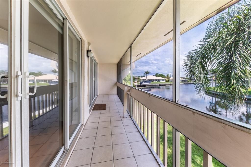 For Rent: $1,650 (2 beds, 2 baths, 1114 Square Feet)