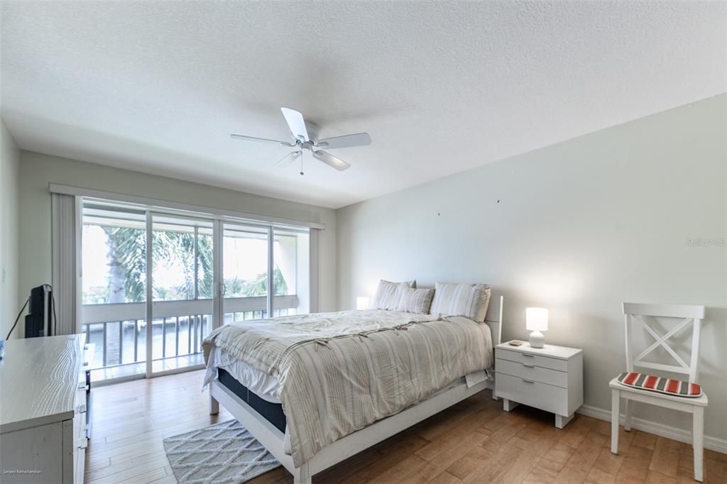 For Rent: $1,650 (2 beds, 2 baths, 1114 Square Feet)