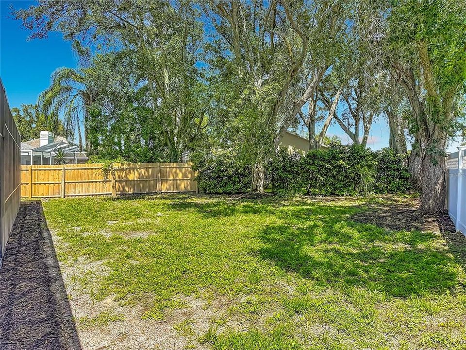 Activo con contrato: $849,000 (4 camas, 2 baños, 2312 Pies cuadrados)