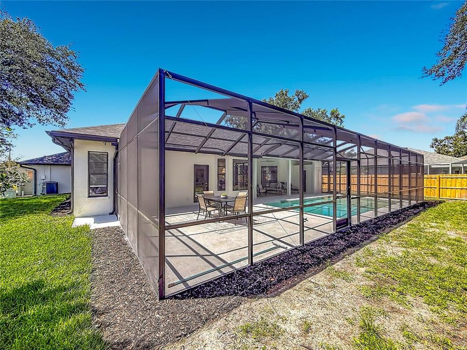 Activo con contrato: $849,000 (4 camas, 2 baños, 2312 Pies cuadrados)