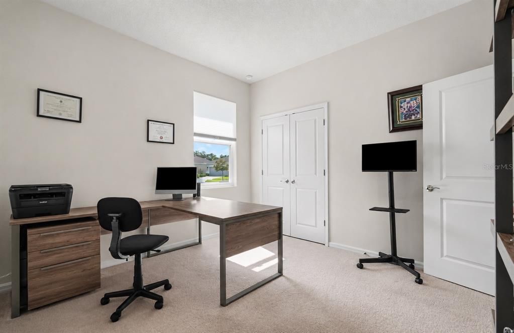 For Sale: $395,000 (4 beds, 2 baths, 2048 Square Feet)