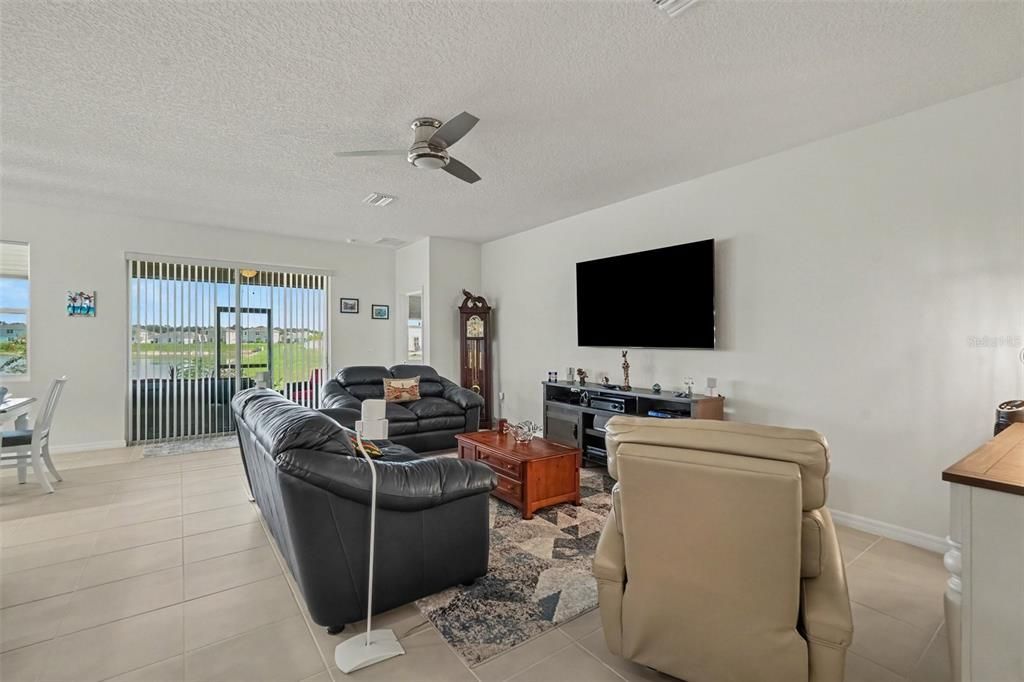 For Sale: $395,000 (4 beds, 2 baths, 2048 Square Feet)