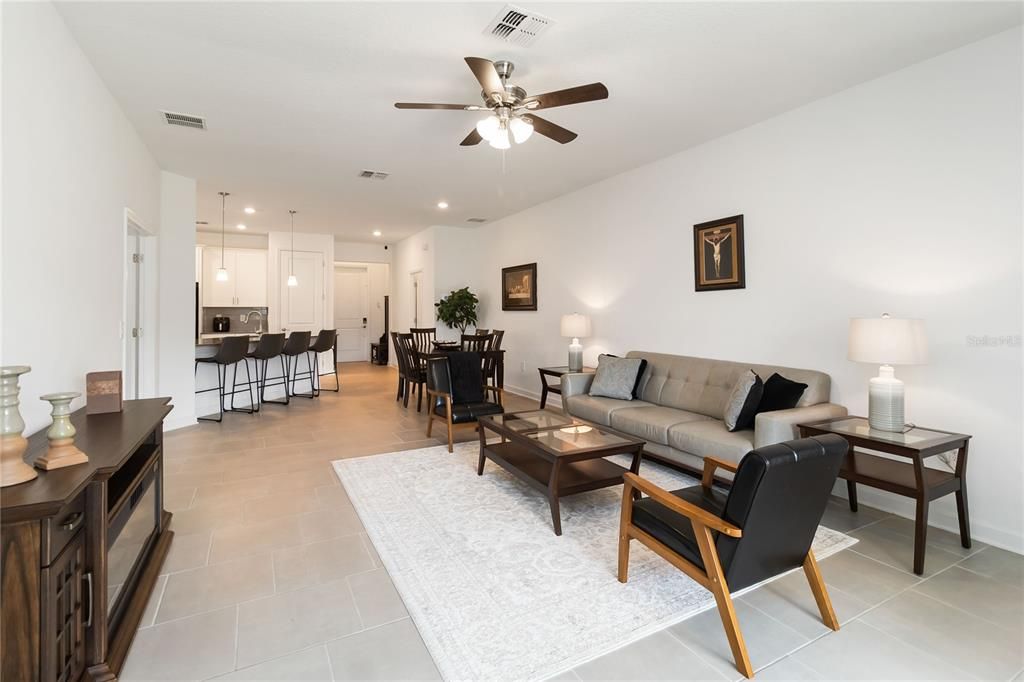 For Sale: $395,000 (4 beds, 3 baths, 2108 Square Feet)