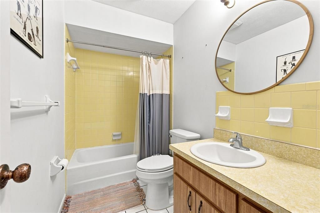 For Sale: $369,900 (3 beds, 2 baths, 1550 Square Feet)