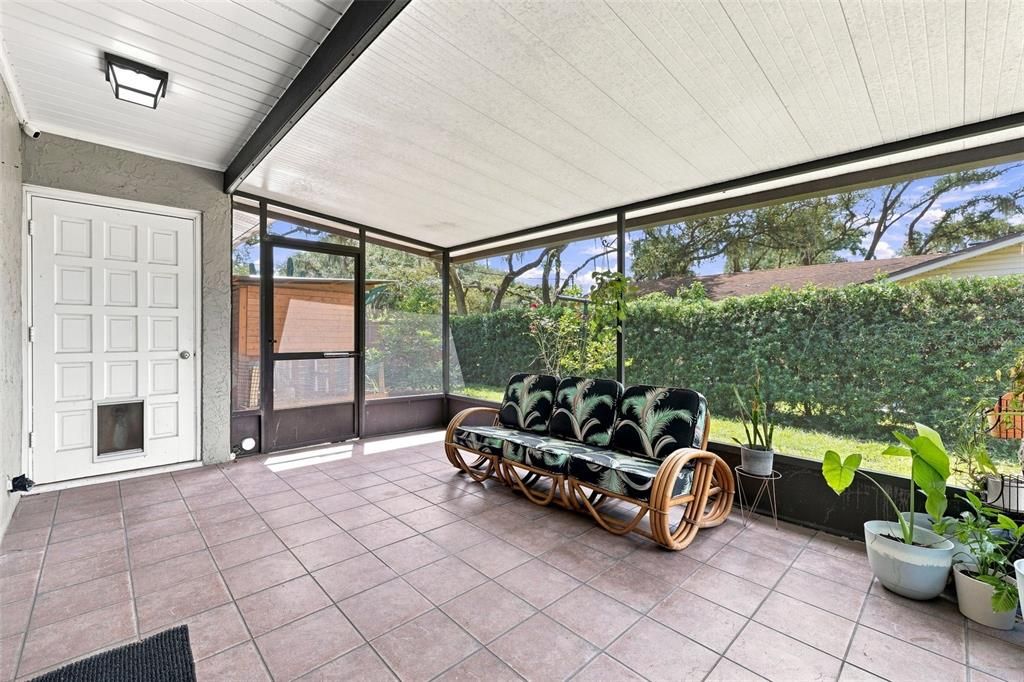 For Sale: $369,900 (3 beds, 2 baths, 1550 Square Feet)