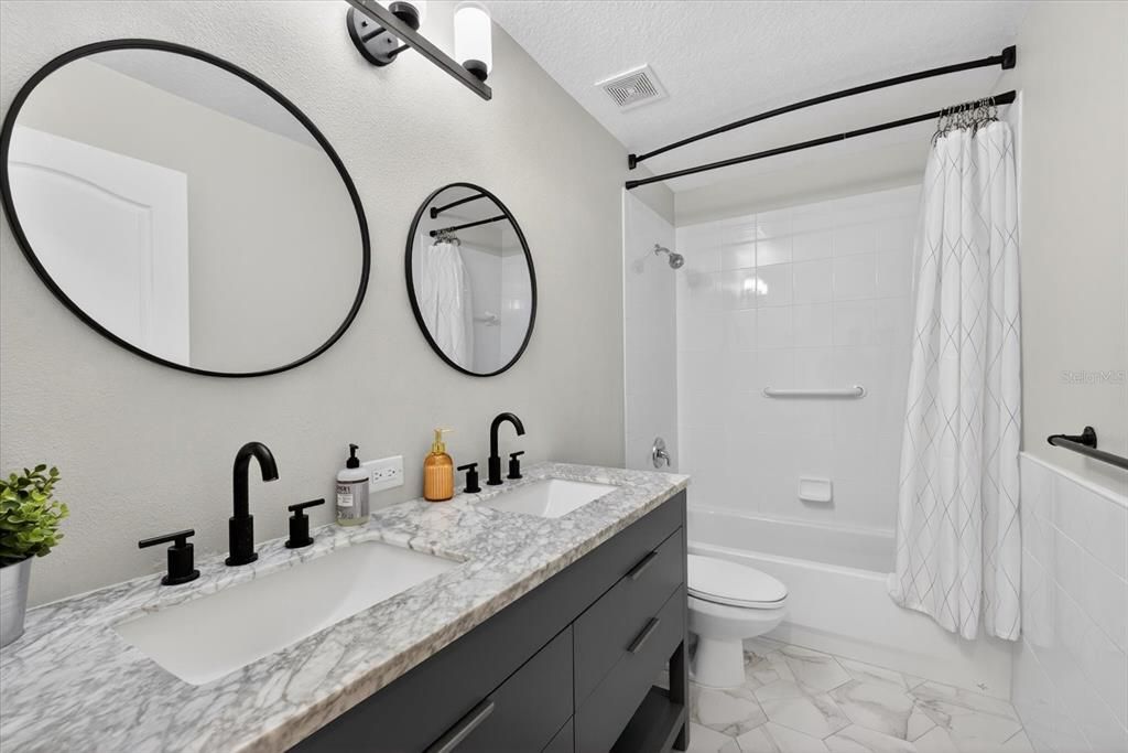 В аренду: $3,950 (3 спален, 2 ванн, 2074 Квадратных фут)
