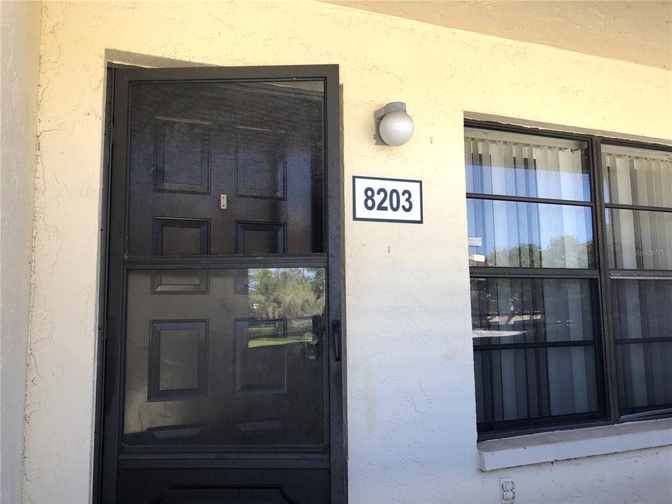 For Sale: $149,900 (2 beds, 2 baths, 1032 Square Feet)