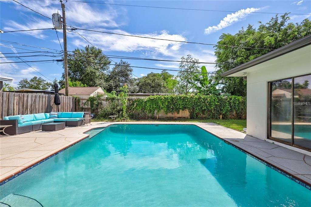En Venta: $589,000 (4 camas, 3 baños, 2092 Pies cuadrados)