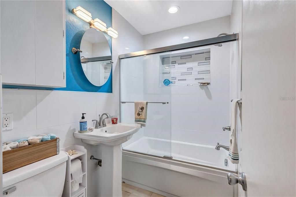 En Venta: $589,000 (4 camas, 3 baños, 2092 Pies cuadrados)