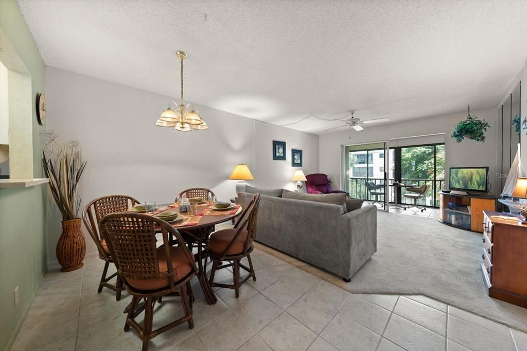 For Sale: $104,900 (1 beds, 1 baths, 680 Square Feet)