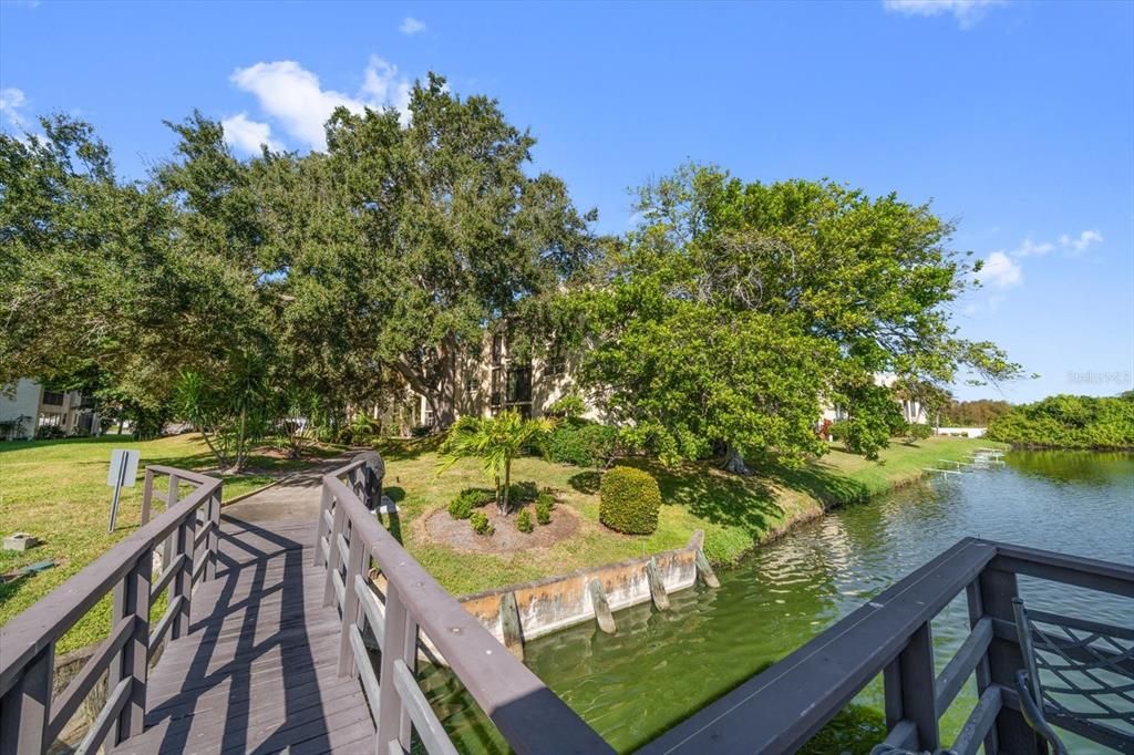 For Sale: $104,900 (1 beds, 1 baths, 680 Square Feet)
