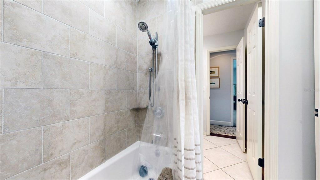 Active With Contract: $775,000 (5 beds, 2 baths, 3037 Square Feet)