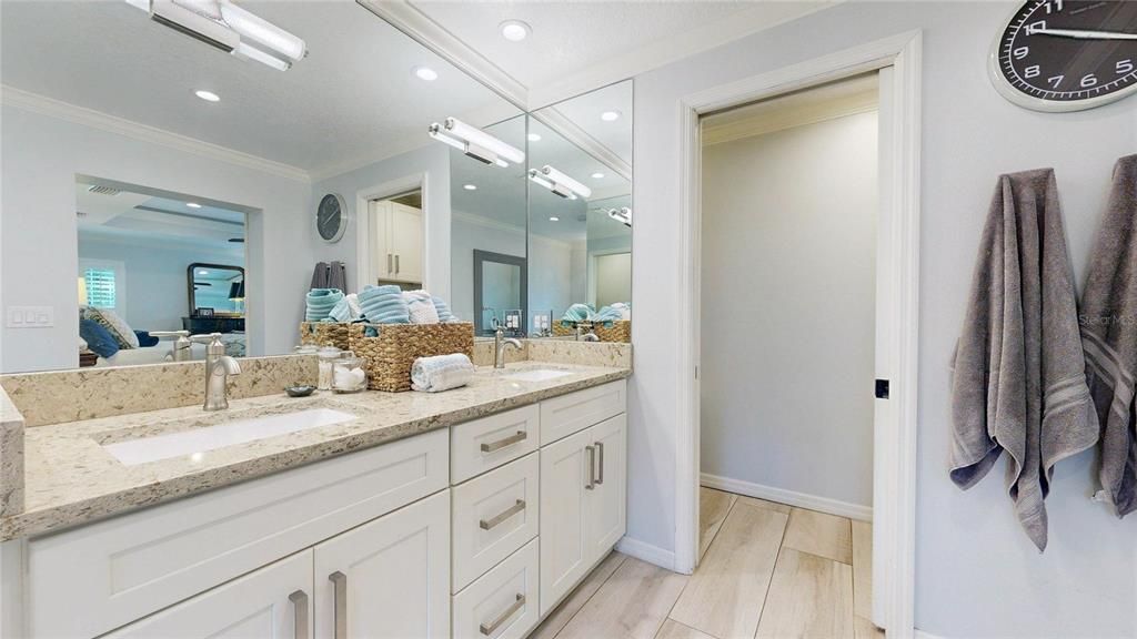 Active With Contract: $775,000 (5 beds, 2 baths, 3037 Square Feet)