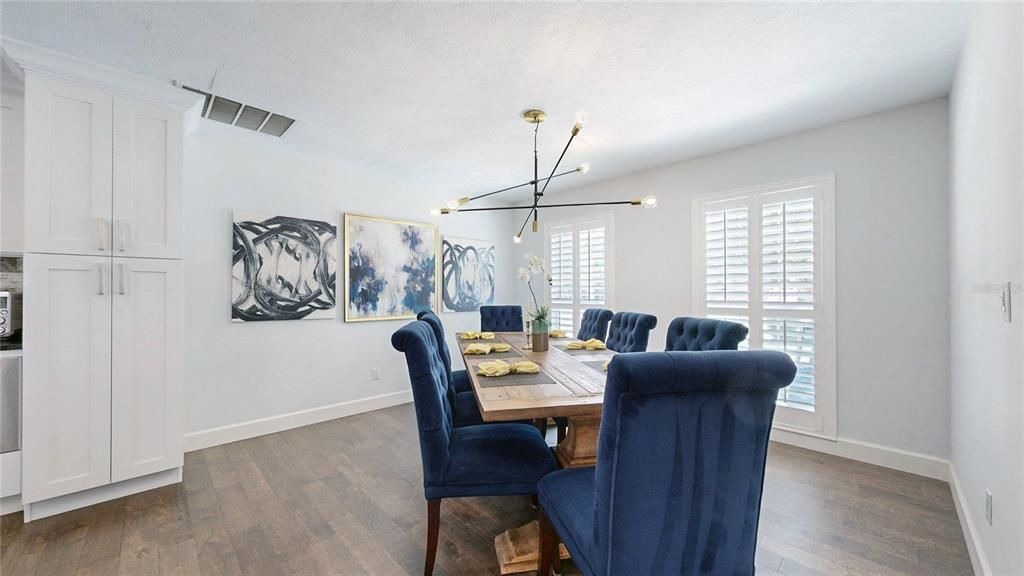 Active With Contract: $775,000 (5 beds, 2 baths, 3037 Square Feet)